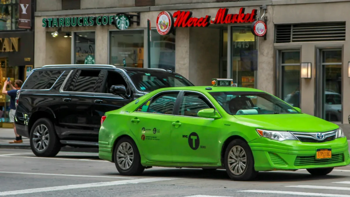 Green NYC Taxi 
